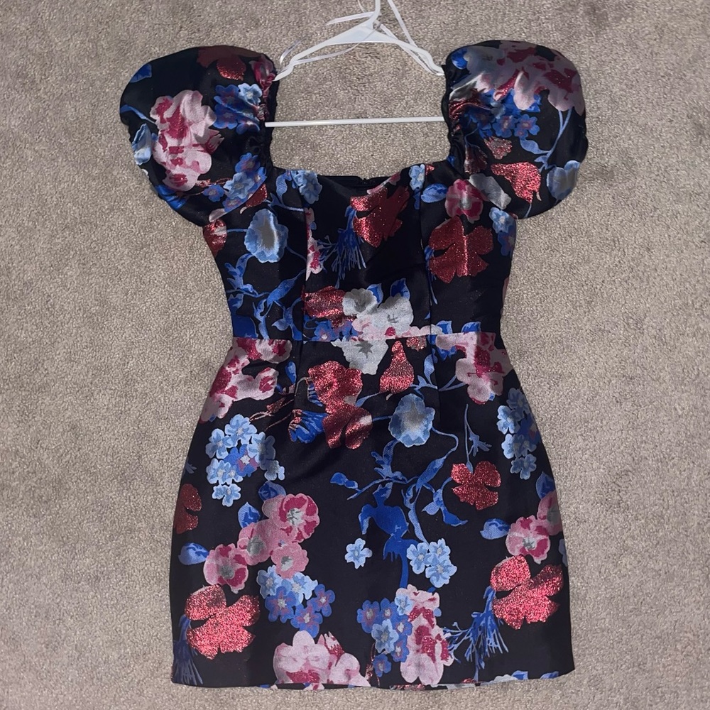 Lulu’s Jacquard Dress - Picture 5 of 10